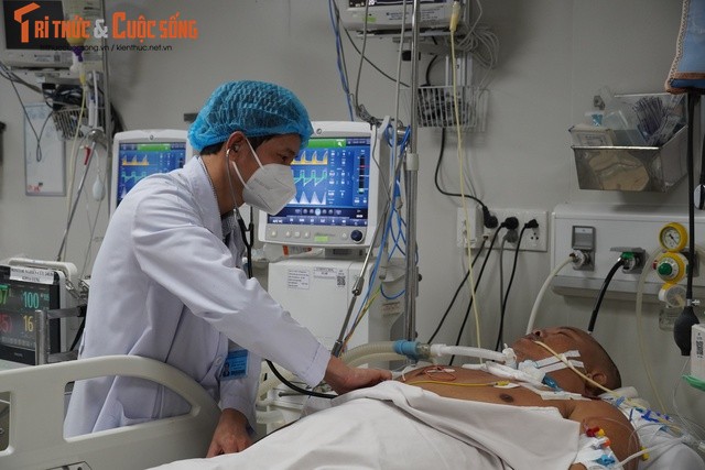 Bệnh nhân vẫn đang được điều trị tích cực tại Bệnh viện Bệnh Nhiệt Đới TP HCM.