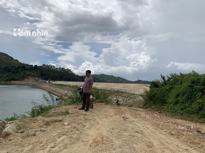 Toàn cảnh Đập hồ Buôn Triết thuộc dự án WB8 tại Đắk Lắk, chưa hoàn thiện nhưng đã xuất hiện dấu hiệu hư hỏng, xuống cấp và không đảm bảo chất lượng.
