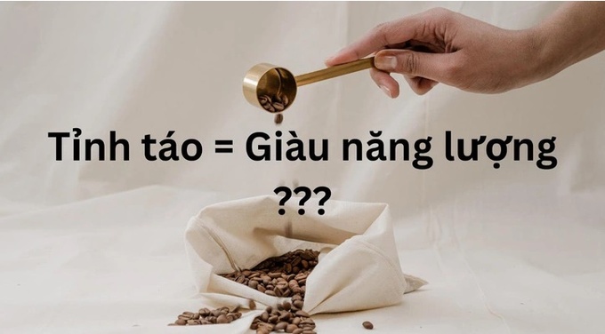 Thời gian bán hủy (thời gian để giảm một nửa lượng caffeine trong máu) của caffein dao động 5-9 giờ. Vì vậy, không nên sử dụng caffeine gần giờ đi ngủ vì có thể khiến bạn khó vào giấc.