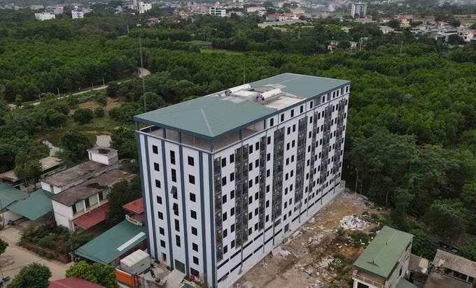 Chung cư mini xây dựng sai phép tại huyện Thạch Thất, TP Hà Nội - Ảnh: B.N.