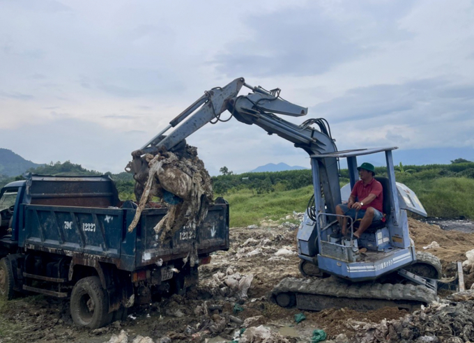 Công ty Cổ phần thủy sản Bạc Liêu khắc phục lại môi trường, đem toàn bộ lượng chất thải nhựa về Khu Công nghiệp để xử lý theo quy định.