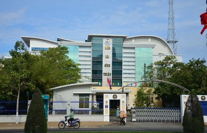 Ông Lâm Xuân Tuấn, phó tổng giám đốc Tổng công ty Điện lực miền Nam, sẽ kiêm nhiệm chức giám đốc Công ty Điện lực Bình Thuận từ ngày 28-12 (ảnh chụp trụ sở đơn vị này) - Ảnh: ĐỨC TRONG