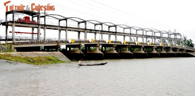 Cống đạp Ba Lai, Bến Tre. Ảnh Canthotv.vn