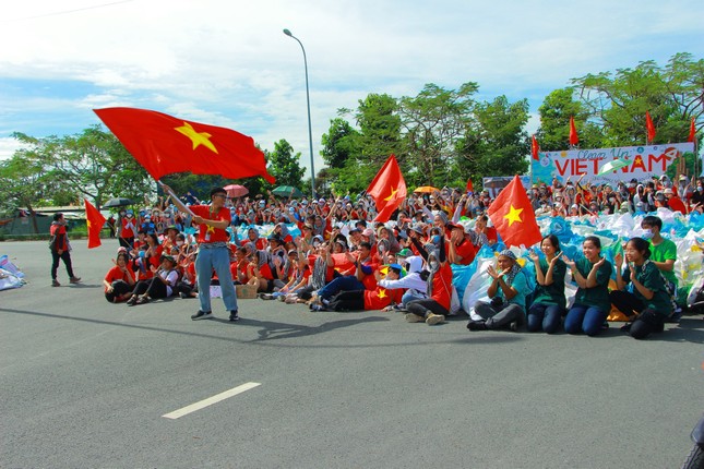 Các tình nguyện viên tham gia Cộng đồng Xanh Việt Nam.