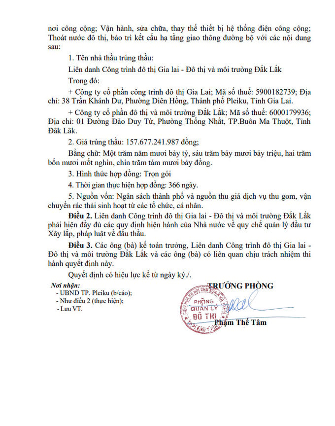 Phòng Quản lý đô thị TP. Pleiku (tỉnh Gia Lai) đã ban hành Quyết định 25/QĐ-QLĐT phê duyệt Kết quả lựa chọn nhà thầu gói thầu thu gom, vận chuyển và xử lý rác thải đô thị; chăm sóc cây, hoa, thảm cỏ, dải phân cách và quản lý các nơi công cộng; vận hành, sửa chữa, thay thế thiết bị hệ thống điện công cộng; thoát nước đô thị, bảo trì kết cấu hạ tầng giao thông đường bộ. Nguồn MSC