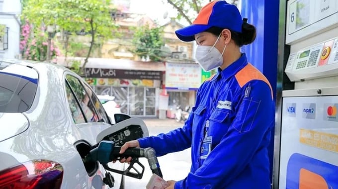 Giá xăng dầu tăng từ 15h hôm nay. Ảnh minh họa