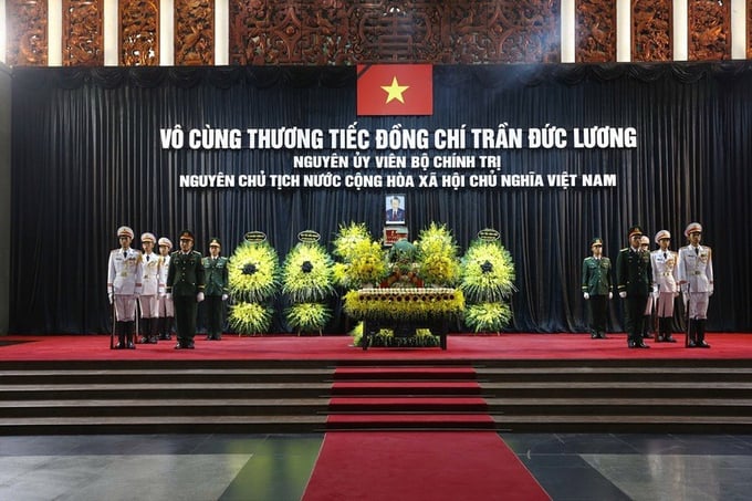 Linh cữu nguyên Chủ tịch nước Trần Đức Lương được quàn tại Nhà tang lễ Quốc gia, số 5 Trần Thánh Tông, thành phố Hà Nội. Ảnh: VGP