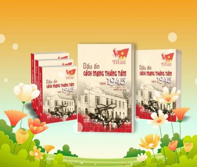 Cuốn sách “Dấu ấn Cách mạng Tháng Tám năm 1945”. Ảnh: TTXVN