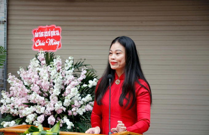 Giám đốc Sở Văn hóa và Thể thao Hà Nội Bạch Liên Hương phát biểu tại Lễ gắn biển. (Ảnh: Viết Thành)