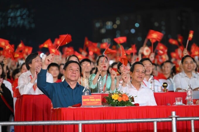 Các đại biểu tham dự chương trình.