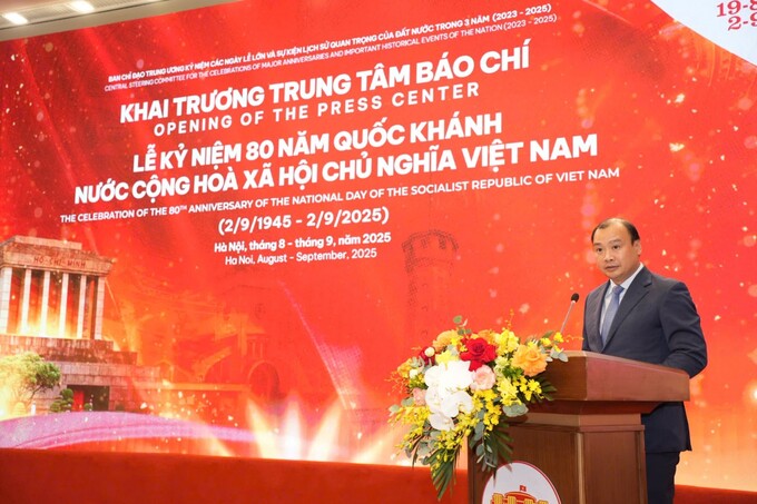 Thứ trưởng thường trực Bộ Văn hóa Thể thao và Du lịch Lê Hải Bình phát biểu khai mạc Lễ khai trương.