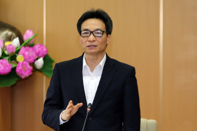 Phó thủ tướng Vũ Đức Đam nhấn mạnh tuyệt đối không được chủ quan, nhất là những thời điểm chúng ta kiểm soát tốt dịch bệnh. Ảnh: VGP.