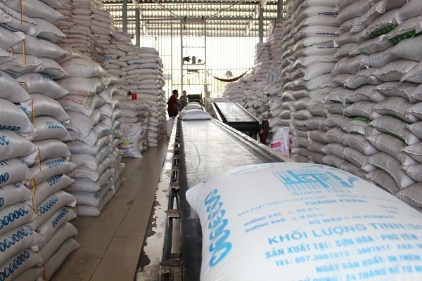 Nhiều doanh nghiệp cho rằng, cơ hội xuất khẩu gạo với mức giá cao đã bị bỏ lỡ