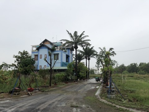 Căn biệt thự khủng xây dựng trái phép bị huyện Bình Chánh buộc tháo dỡ