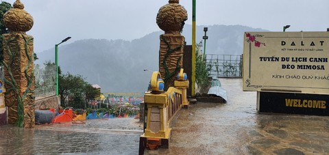 ... nay được thay đổi kiểu dáng, màu sắc, nhưng vẫn bê tông kiên cố