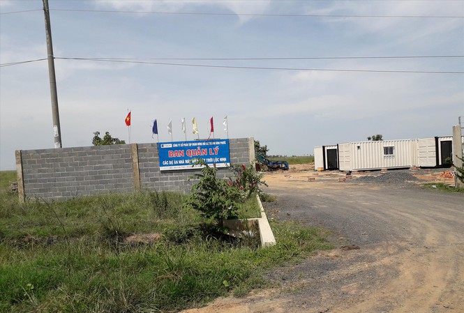 Dự án điện mặt trời Lộc Ninh 1, 2, 3, 4 vẫn còn là bãi đất trống sát biên giới với Campuchia