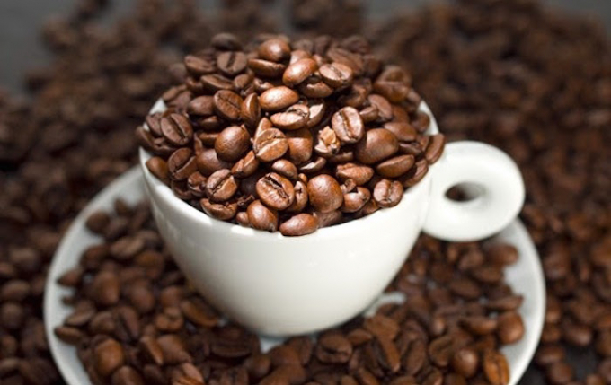 Cà phê nguyên chất mộc sạch có hương vị thuần khiết, thơm tự nhiên chứ không sộc lên như cà phê độn bột đậu nành.