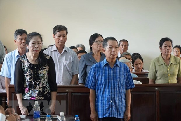 Các bị cáo tại phiên tòa, diễn ra vào tháng 10/2019. (Ảnh: Sỹ Tuyên/TTXVN)