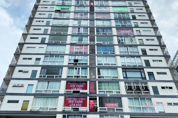 Hàng trăm khách hàng mua căn hộ chung cư Sơn Thịnh 2, gần chục năm sau mới biết đây là dự án condotel.
