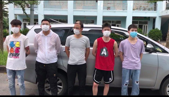 5 người Trung Quốc nhập cảnh trái phép vào Việt Nam bị bắt giữ - Ảnh: MINH HẢI