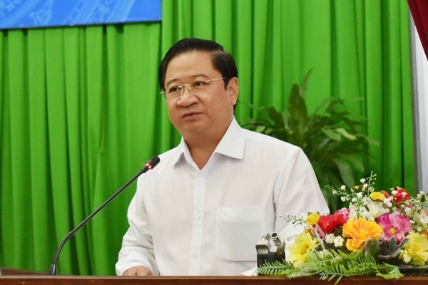 Chủ tịch UBND TP Cần Thơ Trần Việt Trường