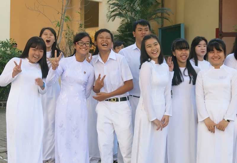Tháng 9, học sinh Đà Nẵng mới tựu trường và khai giảng năm học mới 2016 - 2017