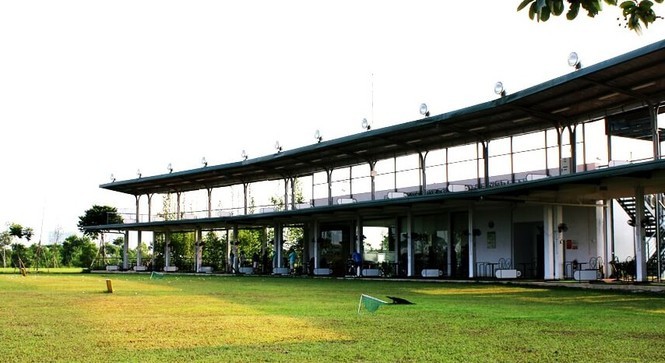 Sân tập golf Vân Canh được xây dựng trên khu đất quy hoạch cây xanh của dự án dự án khu đô thị mới thuộc khu đô thị Đại học Vân Canh tại huyện Hoài Đức (Hà Nội) của Công ty CP Đầu tư An Lạc. (Ảnh: TPO)