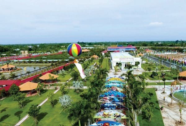 Để chuyển đổi từ dự án du lịch sang dự án bất động sản, chủ đầu tư phải thực hiện quyết định chủ trương đầu tư trước khi điều chỉnh giấy chứng nhận đăng ký đầu tư. Ảnh Internet.