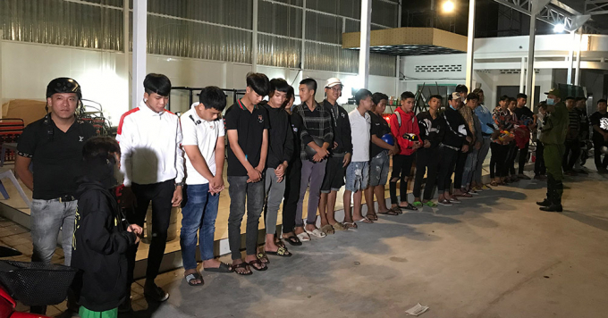 Các thanh, thiếu niên bị tạm giữ