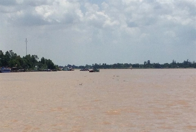 Lũ đầu nguồn sông Cửu Long sẽ tăng đến cuối tháng 9 do ảnh hưởng bão số 5. Ảnh: Hương Huệ.