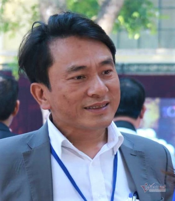 Thầy Trần Trung Hiếu, giáo viên Trường THPT chuyên Phan Bội Châu (Nghệ An)