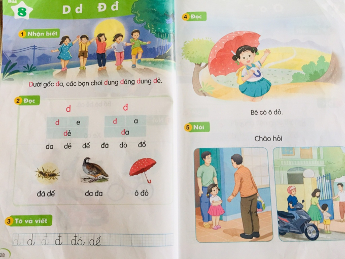 Việc cho trẻ đọc câu dài khiến trẻ sợ Tiếng Việt. Ảnh: Nguyễn Phương.