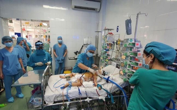Bệnh nhi điều trị tại bệnh viện - Ảnh: BVCC
