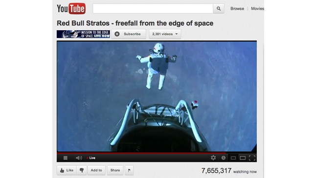 Cú nhảy của phi hành gia Felix Baumgartner mới là video đang có lượt xem trực tiếp cùng lúc cao nhất trên YouTube. Ảnh: Hollywood Reporter.