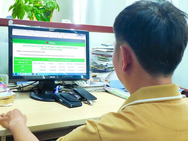Gần đây xuất hiện nhiều trang mạng chào mời dịch vụ làm tài khoản số đẹp, dễ nhớ. Ảnh: T.LINH