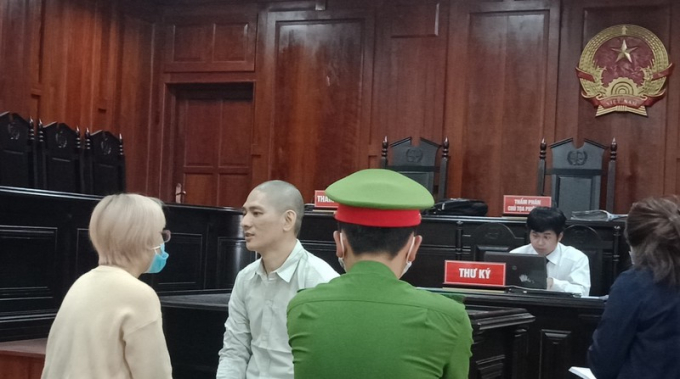 Bị cáo Cher Wei Hon tại tòa. Ảnh: NAM AN