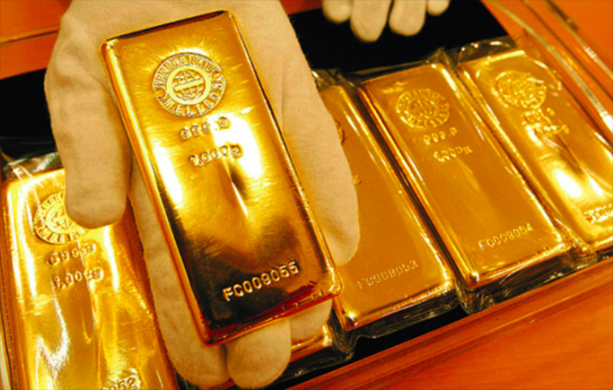Giá vàng hôm nay ngày 30/11: Vàng thế giới rơi xuống mức thấp nhất