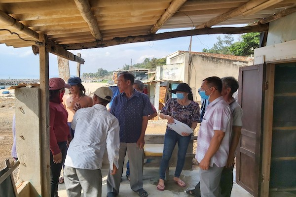 Nhiều người dân bức xúc vìNhiều người dân bức xúc vì đất