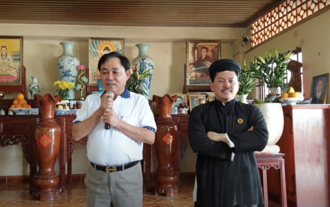 Ông Huỳnh Uy Dũng (bìa trái) và ông Võ Hoàng Yên.