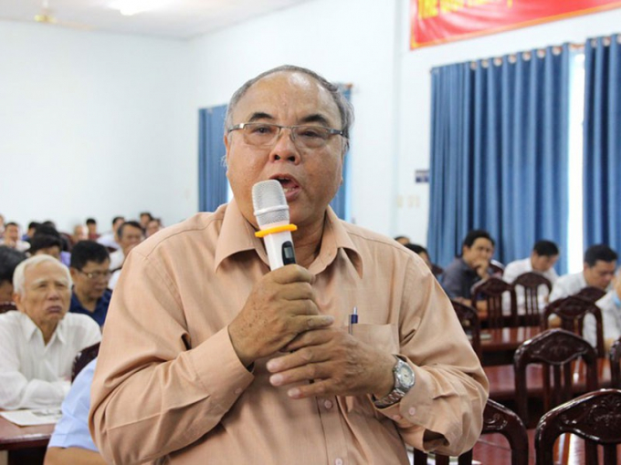 Ông Nguyễn Văn Quyện tại buổi đại biểu Quốc hội tiếp xúc cử triquận Tân Bình. Ảnh: PHƯƠNG LOAN