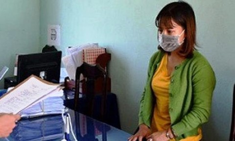 Đối tượng Phạm Thị Ngọc Tuyến tại cơ quan công an