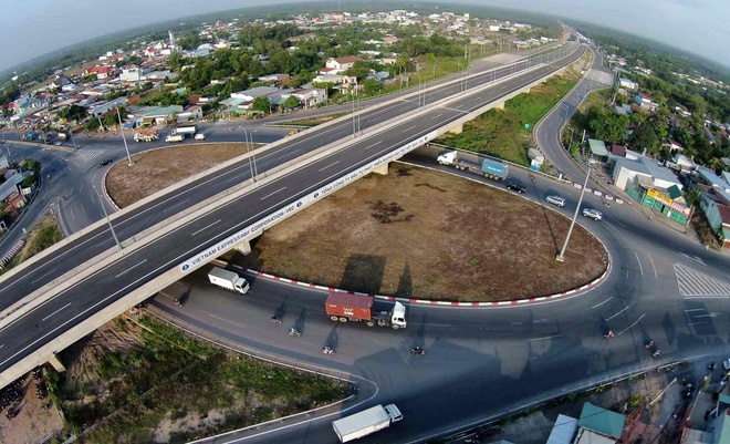 Bốn dự án hạ tầng tại Đồng Nai đáp ứng yêu cầu về kết nối giao thông trong khu vực đòi hỏi phải được thực hiện nhanh để đáp ứng nhu cầu phát triển. Ảnh: TL.