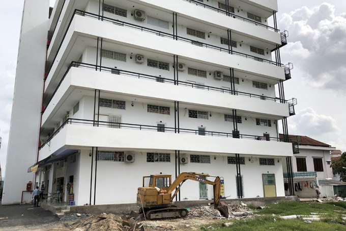 Một công trình nhà ở riêng lẻ gắn mác chung cư mini ở Thủ Đức, TP.HCM. Ảnh: QUANG HUY