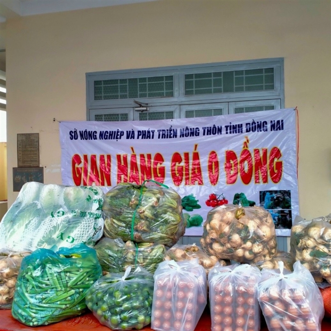 Gian hàng 0 đồng do Sở NN&PTNT Đồng Nai tổ chức để hỗ trợ người dân trên địa bàn tỉnh tiêu thụ nông sản.
