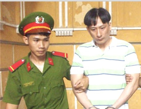 Bị cáo Lê Văn Sỹ tại tòa