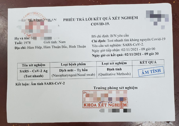 Một phiếu xét nghiệm COVID-19 giả mà nhóm này thực hiện để bán - Ảnh: Công an cung cấp