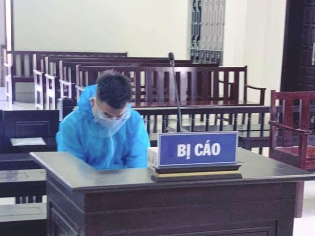 Nguyễn Hoàng Nhựt tại phiên tòa phúc thẩm hôm nay (29/10).