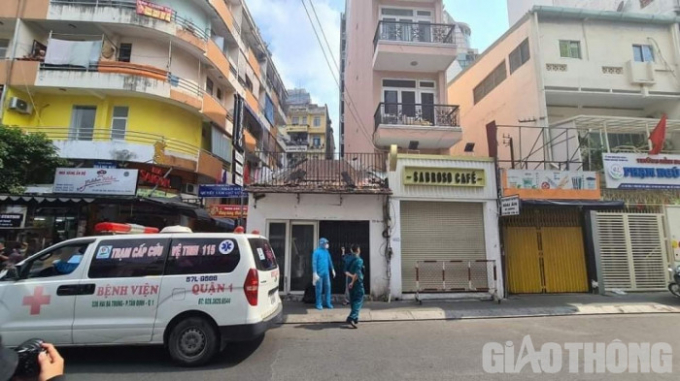 BN 1883 đã ngồi quán cà phê Sabroso, số 211 Bùi Viện, P. Phạm Ngũ Lão, Q. 1, hiện quán cà phê đã được cơ quan chức năng phong toả