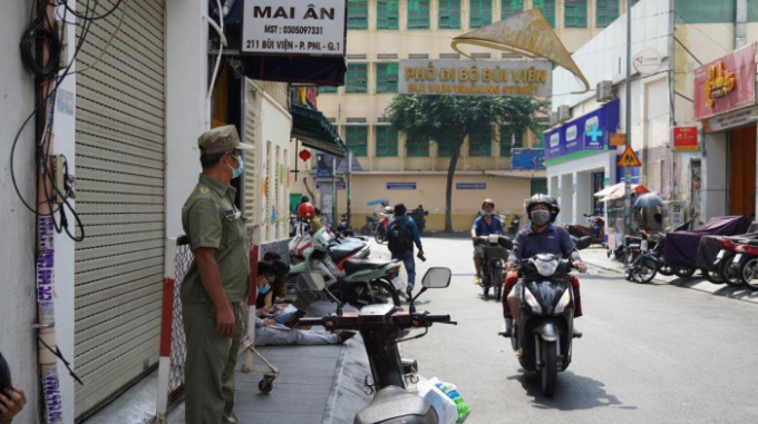 Cơ quan chức năng đã phong toả và phun khử khuẩn tất cả các điểm mà BN1883 ghé qua tại TP.HCM