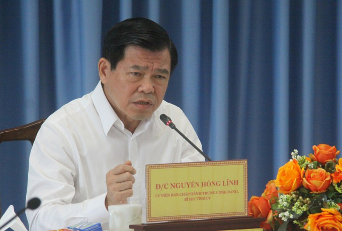 Bí thư Tỉnh ủy Đồng Nai cho rằng, chủ trương như vậy nhưng Tổ, Khu phố không thực hiện thì phải chấn chỉnh ngay điều đó chứ để dân kêu quá sao được. Ảnh: VŨ HỘI.